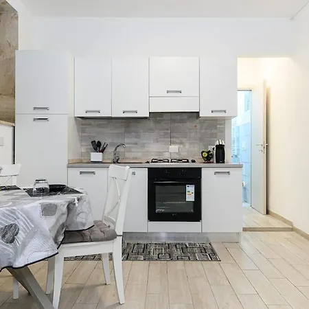 La Scaletta Furio Camillo Apartment