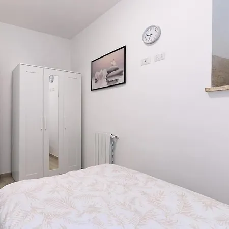 Apartment La Scaletta Furio Camillo Rome